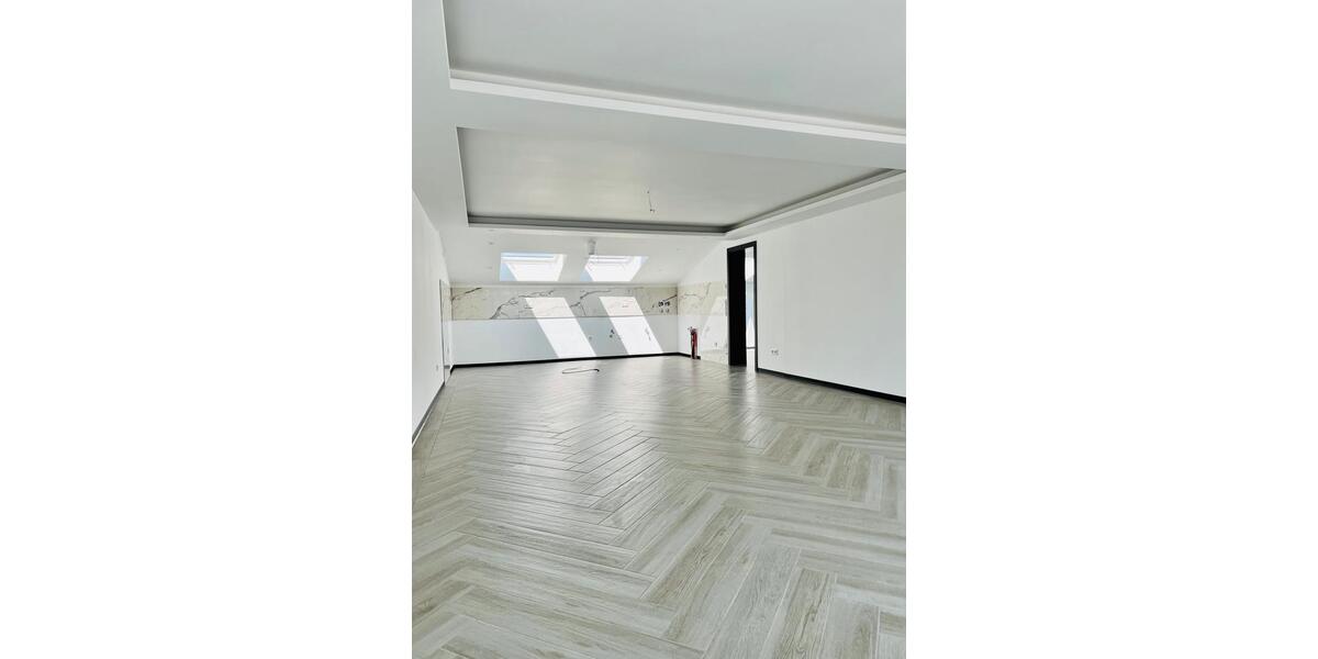 Dachgeschoßwohnung Krefeld - 2 Zimmer, 87 m&sup2;, 1.150&euro; | Angebot:26664001