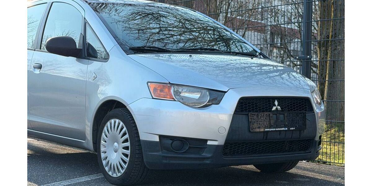 Mitsubishi Colt 124.778 km 2.990 &euro; Mönchengladbach 41068