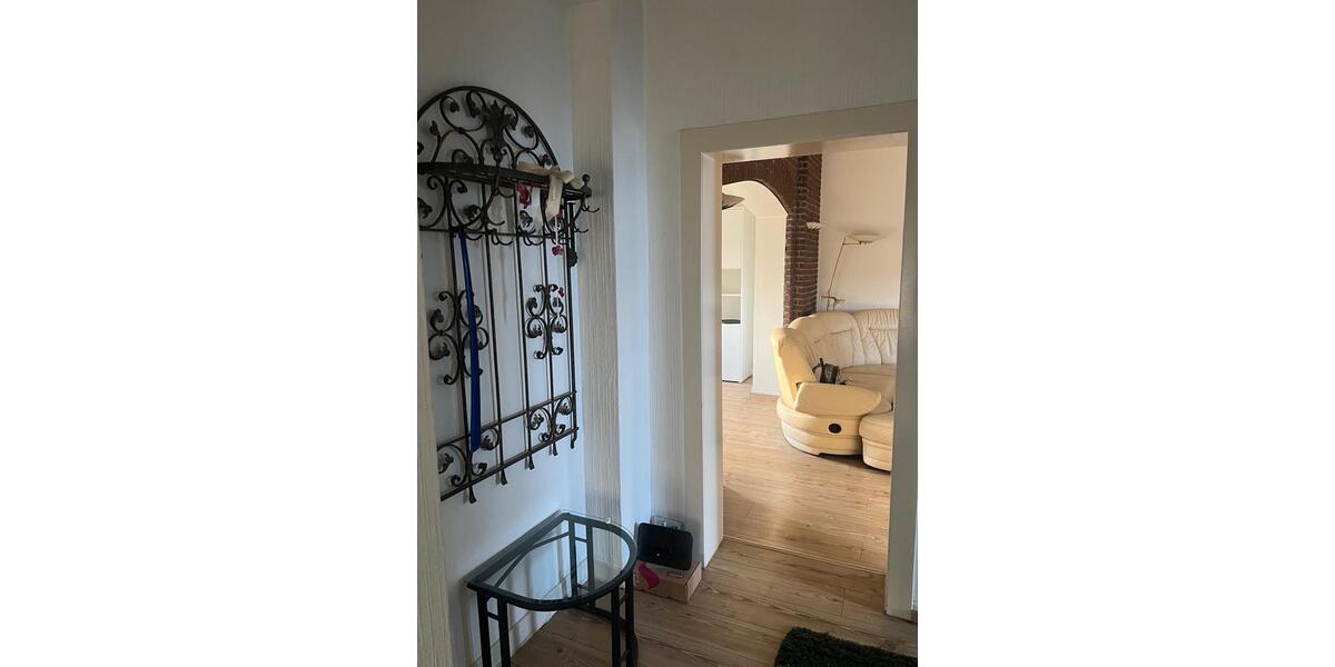 Etagenwohnung Krefeld Benrad - 2 Zimmer, 82 m&sup2;, 943&euro; | Angebot:25281768