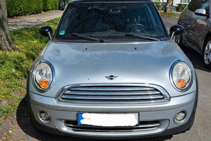 Mini Cooper 163.342 km 999 &euro; Düsseldorf 40625