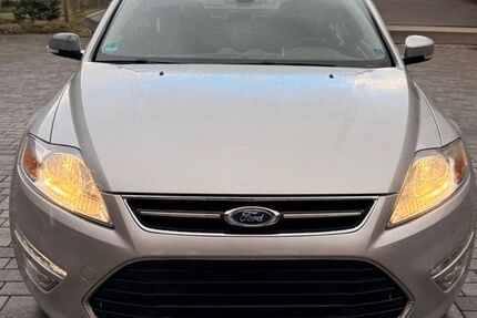 Ford Mondeo 83.050 km 7.300 &euro; Mönchengladbach 41239