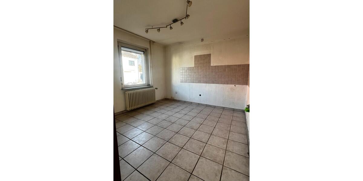 Doppelhaushälfte Mönchengladbach West - 4 Zimmer, 88 m&sup2;, 220.000&euro; | Angebot:25308802