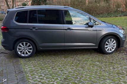 VW Touran 196.200 km 14.000 &euro; Düsseldorf 40229