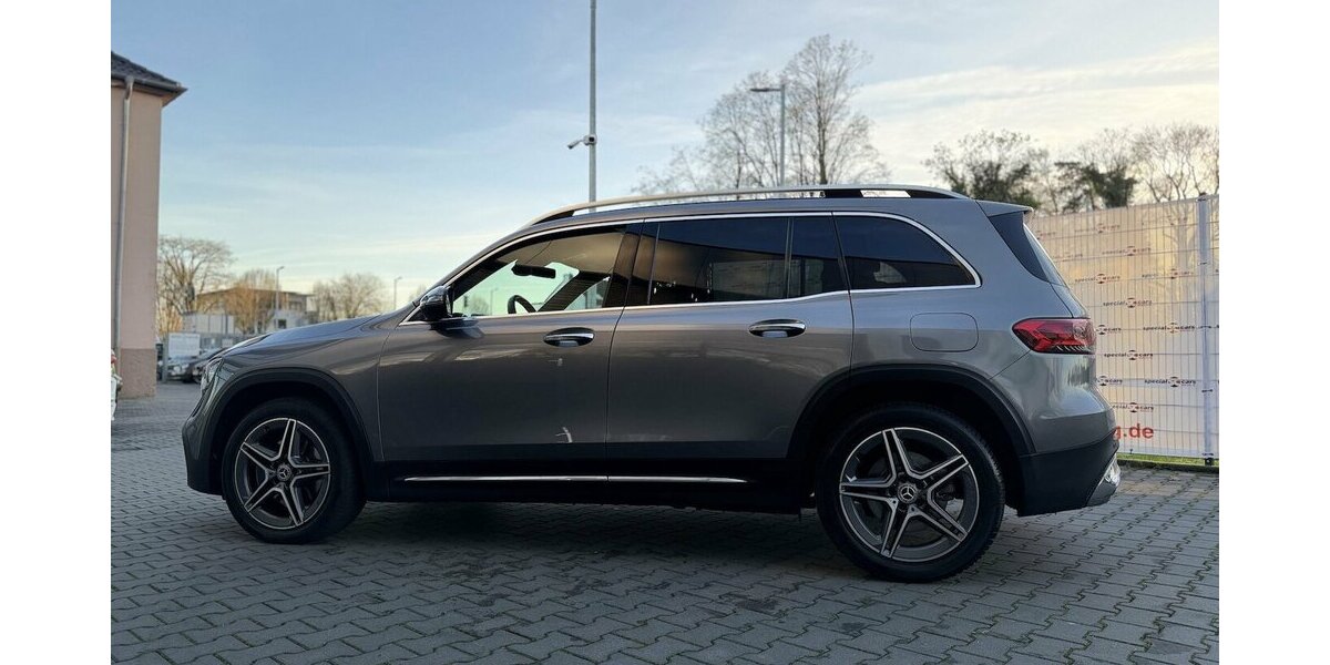 Mercedes-Benz GLB 200 AMG / 7 Sitze / PANO / MBUX / 0% Finanz. 79.000 km 38.900 &euro; Mönchengladbach 41066