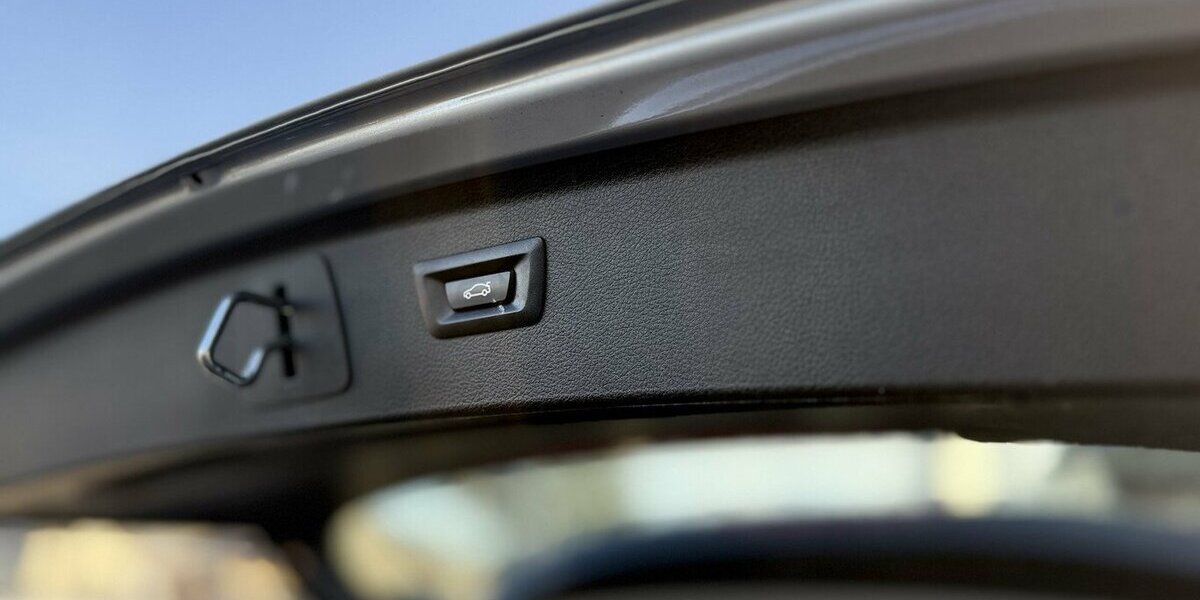 BMW 218 Active Tourer Automatik / PANO / LED / 1.Hd 65.000 km 15.900 &euro; Mönchengladbach 41066