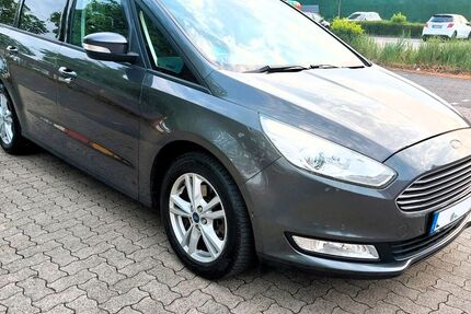 Ford Galaxy 119.794 km 12.800 &euro; Leverkusen 51371