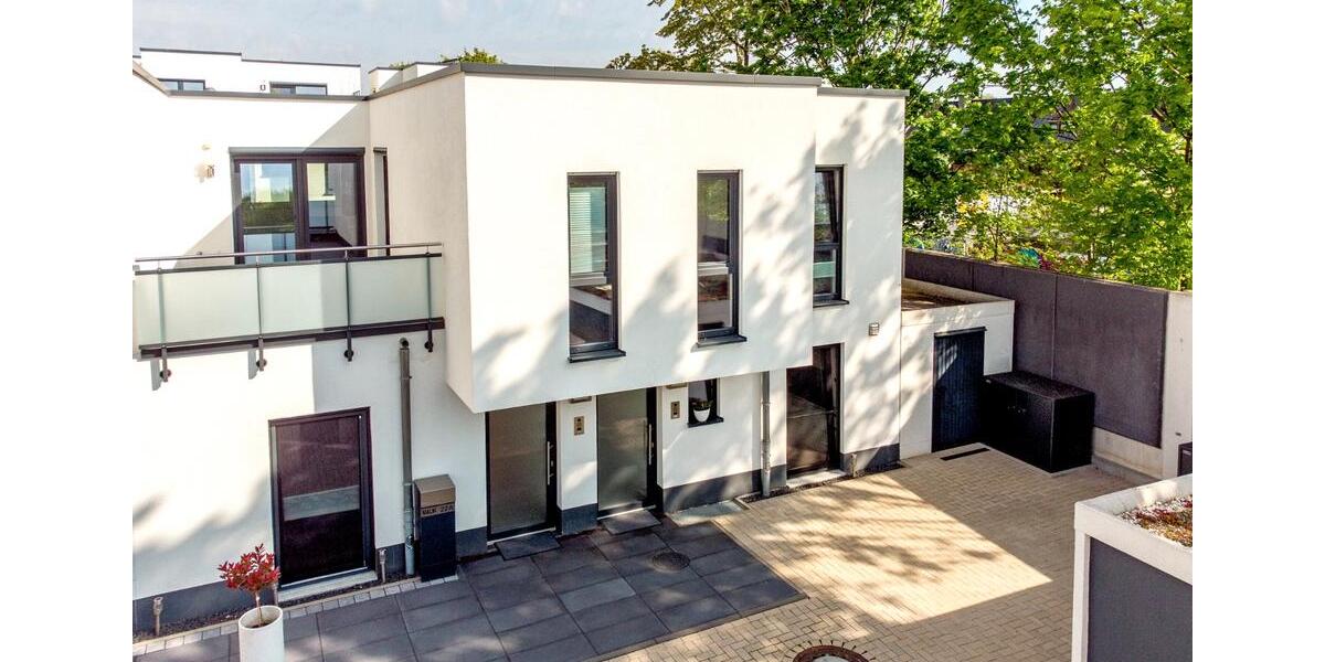Mehrfamilienhaus, Wohnhaus Monheim am Rhein - 7 Zimmer, 233 m&sup2;, 1.095.000&euro; | Angebot:27301308