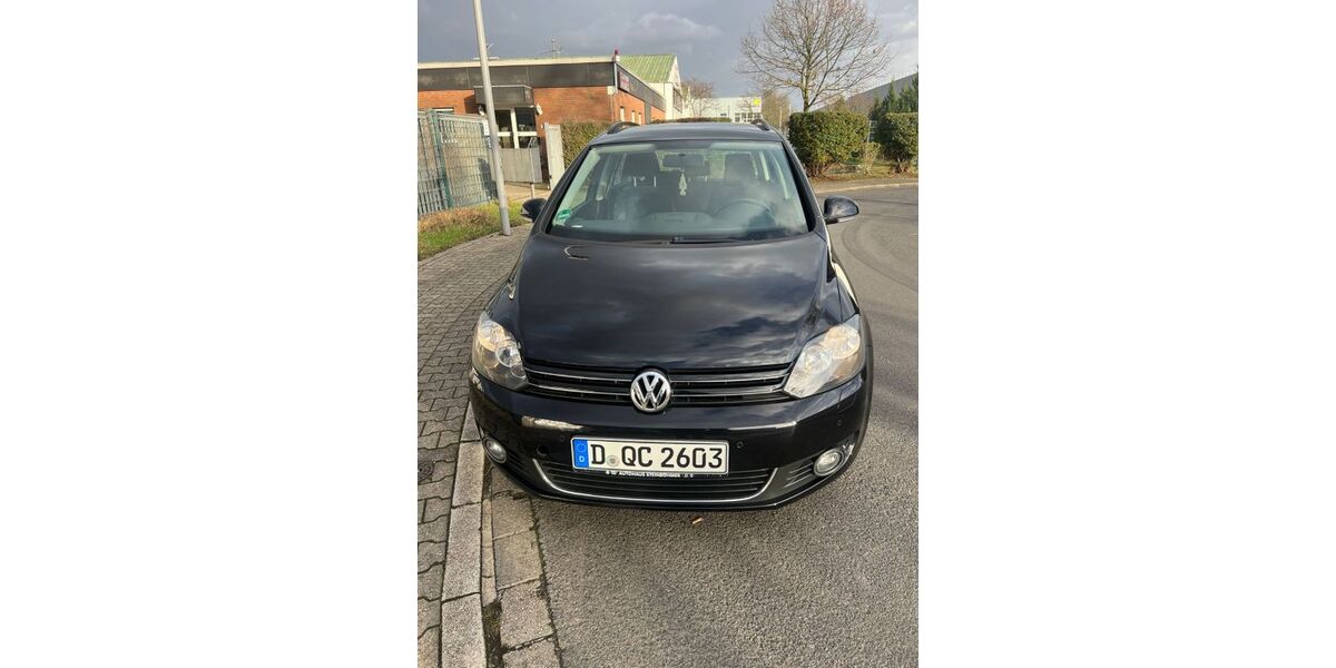 VW Golf Plus 110.800 km 7.300 &euro; Düsseldorf 40474