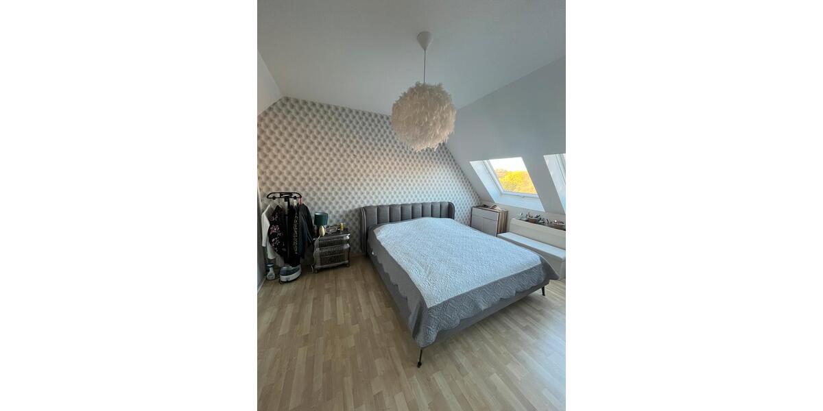 Etagenwohnung Düsseldorf Stadtbezirk 5 - 3 Zimmer, 91 m&sup2;, 1.450&euro; | Angebot:26329347