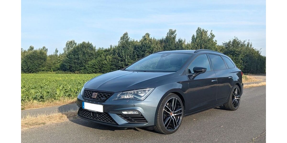 Seat Leon 87.938 km 23.900 &euro; Jüchen 41363