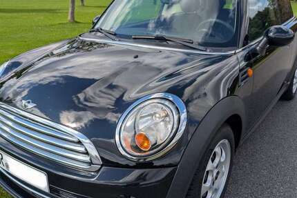 Mini One 110.500 km 5.700 &euro; Krefeld 47802