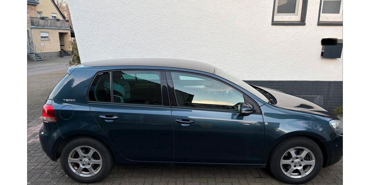 VW Golf 267.000 km 4.300 &euro; Viersen 41749