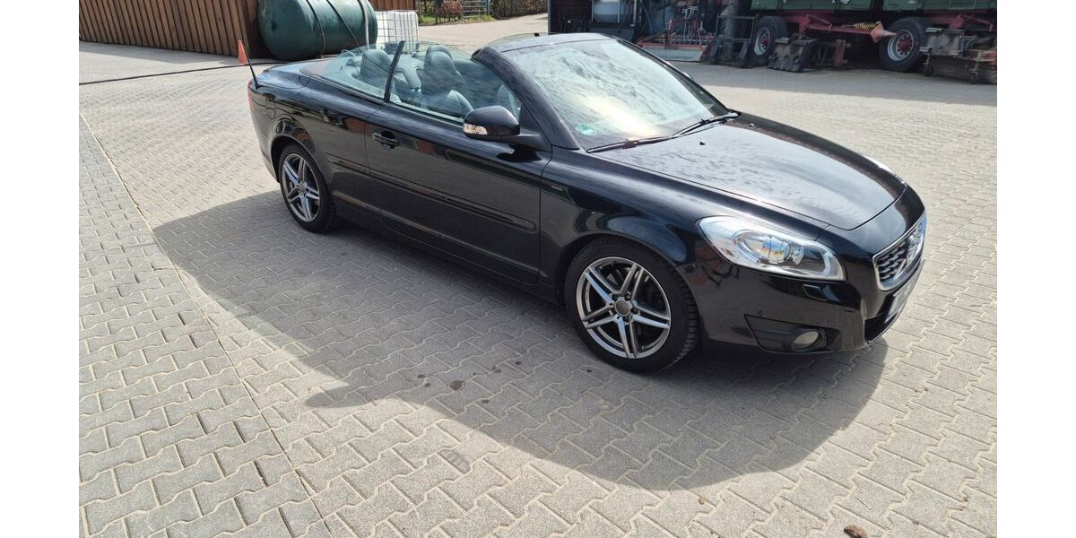 Volvo C70 118.900 km 16.000 &euro; Mönchengladbach 41189