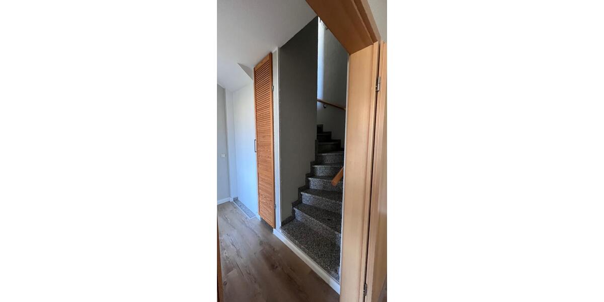 Maisonettenwohnung Bedburg - 2 Zimmer, 80 m&sup2;, 760&euro; | Angebot:25406195