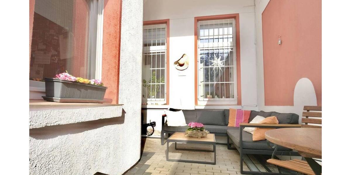 Einfamilienhaus Krefeld Cracau - 7 Zimmer, 139 m&sup2;, 349.000&euro; | Angebot:26118122