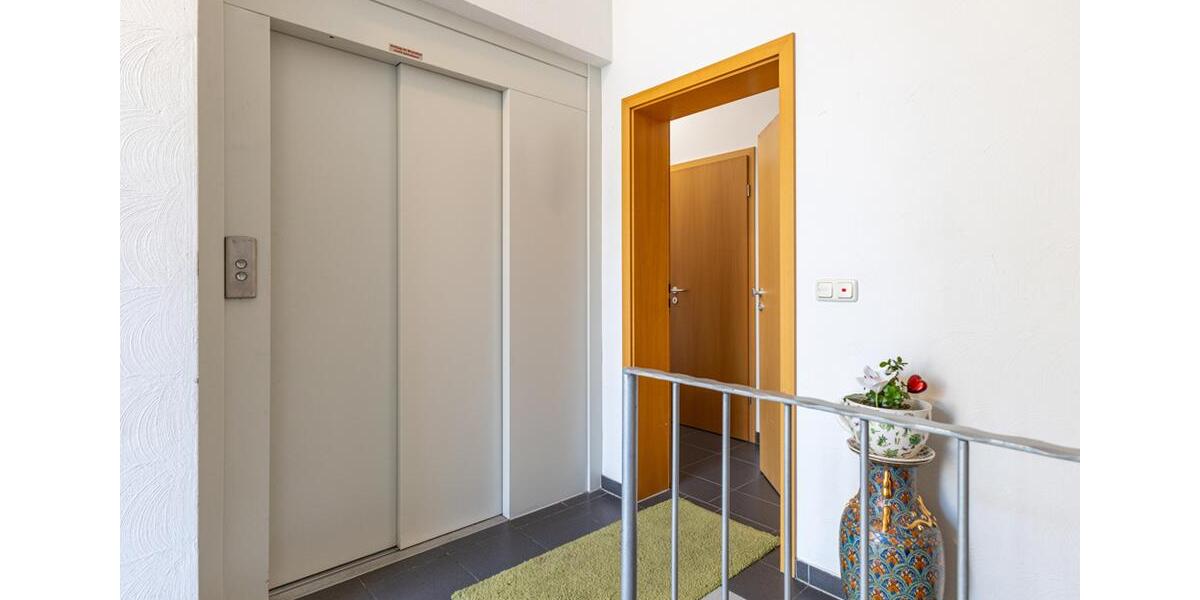Erdgeschoßwohnung Erkelenz - 3 Zimmer, 109 m&sup2;, 1.050&euro; | Angebot:25906424
