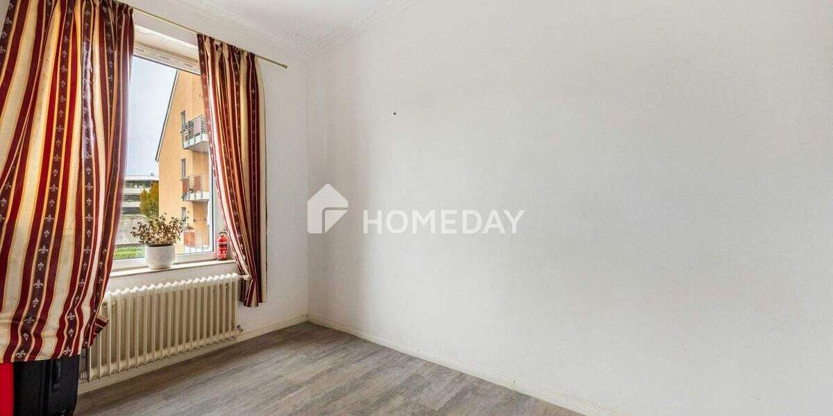 Einfamilienhaus Mönchengladbach Rheydt - 8 Zimmer, 210 m&sup2;, 349.000&euro; | Angebot:25684150