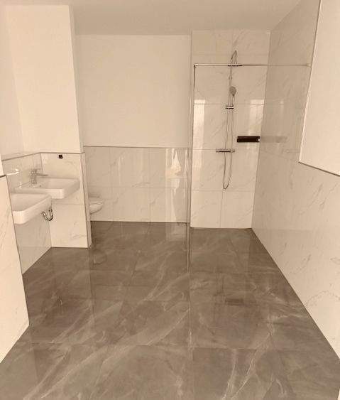 Etagenwohnung Kaarst Vorst - 3 Zimmer, 138 m&sup2;, 2.070&euro; | Angebot:26107065