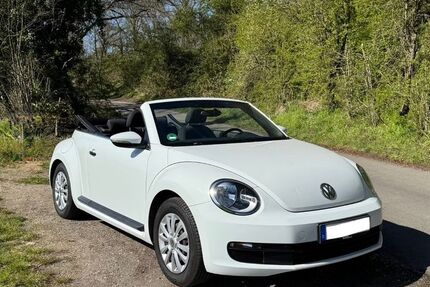 VW Beetle 61.125 km 14.400 &euro; Krefeld 47800