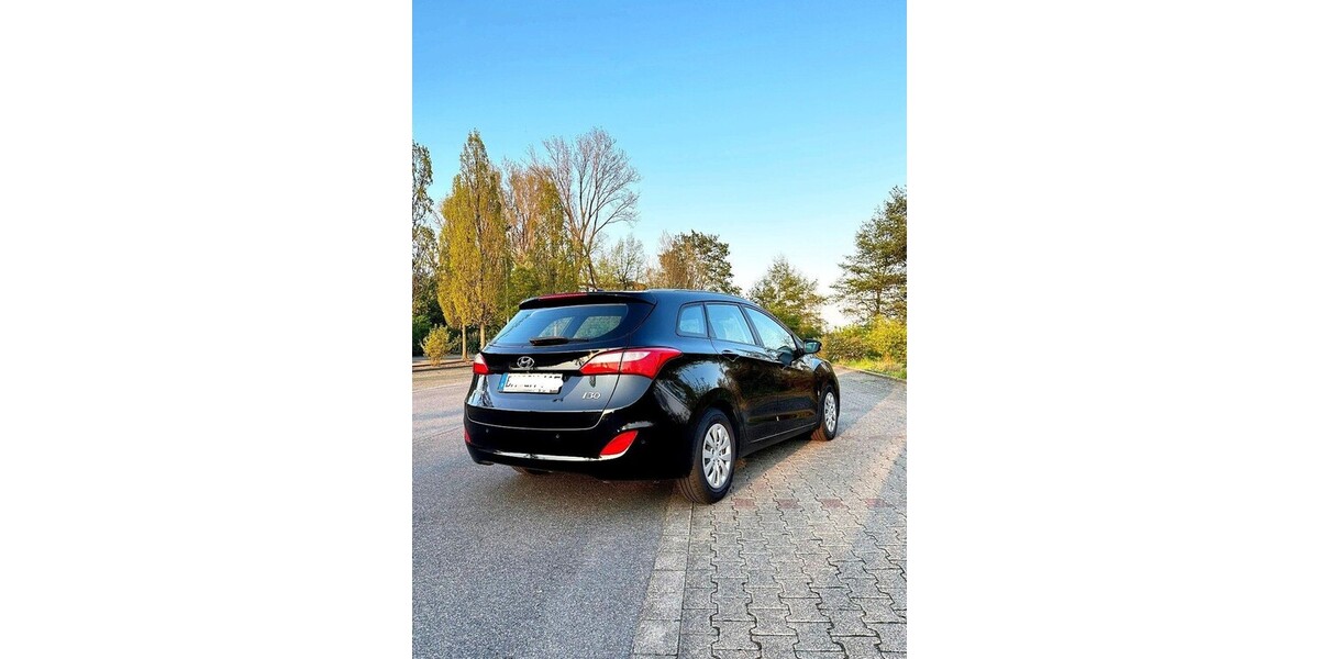 Hyundai i30 200.325 km 5.999 &euro; Frechen 50226