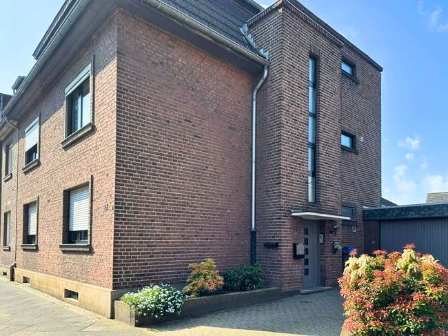 Etagenwohnung Krefeld Gellep-Stratum - 3 Zimmer, 65 m&sup2;, 553&euro; | Angebot:26220977