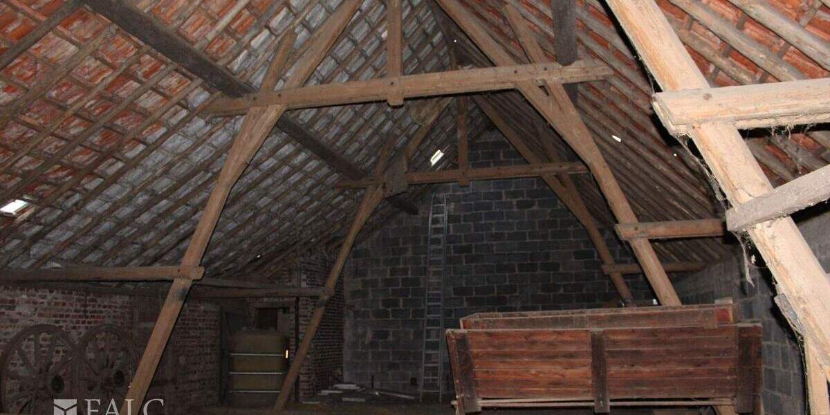 Bauernhaus, Landhaus Linnich Floßdorf - 1 Zimmer, 215 m&sup2;, 359.000&euro; | Angebot:25742778