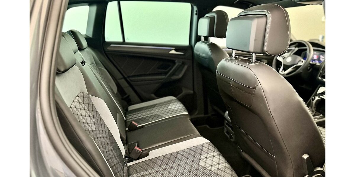 VW Tiguan R-Line / Pano / Kamera / KeylessGO 29.000 km 40.990 &euro; Mönchengladbach 41066