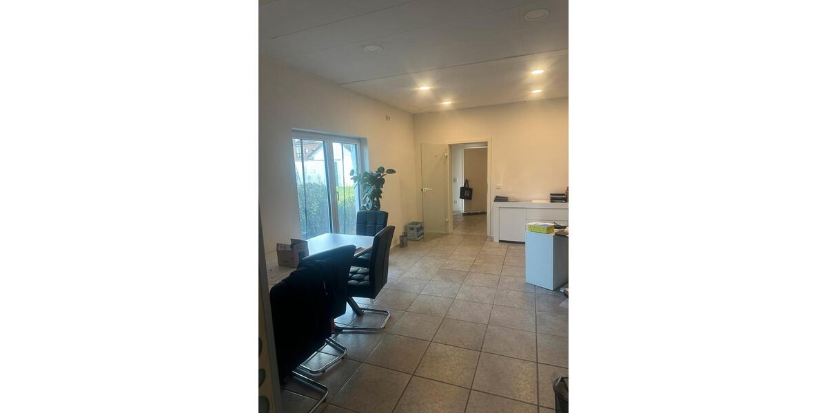 Gewerbeobjekt Mönchengladbach Süd - 1.650&euro; | Angebot:25970100