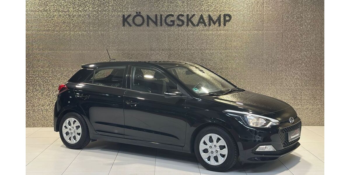 Hyundai i20 74.290 km 9.990 &euro; Jülich 52428
