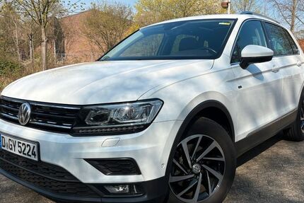 VW Tiguan 130.000 km 19.900 &euro; Düsseldorf 40591