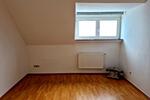 Dachgeschoßwohnung Mönchengladbach Ost - 2 Zimmer, 53 m&sup2;, 520&euro; | Angebot:25366374