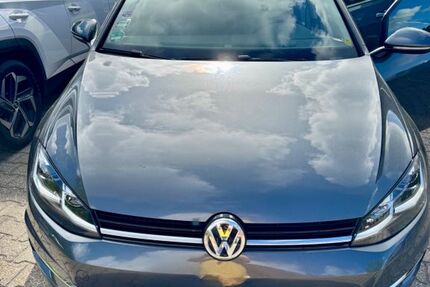 VW Golf 225.000 km 9.800 &euro; Wassenberg 41849