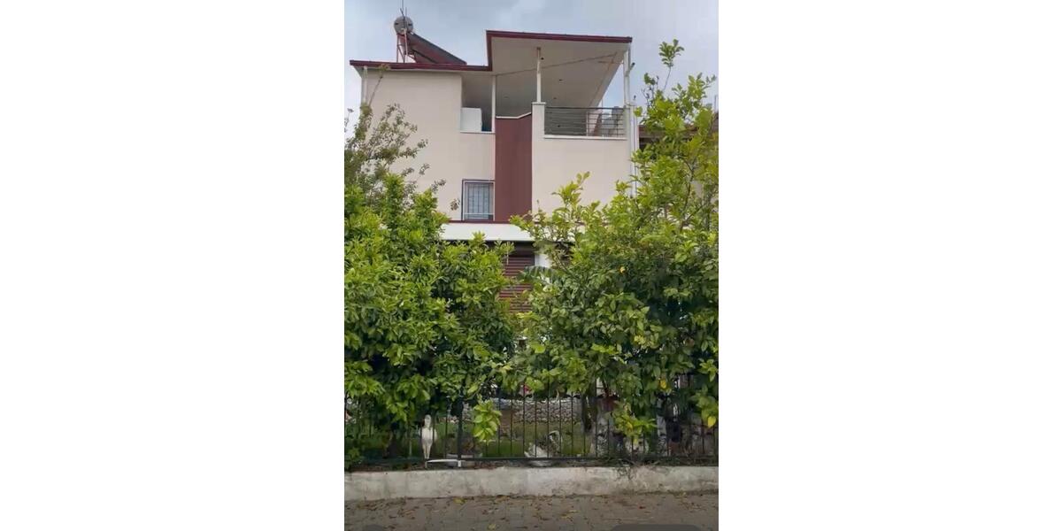 Etagenwohnung Grevenbroich - 6 Zimmer, 100 m&sup2;, 130&euro; | Angebot:26642921