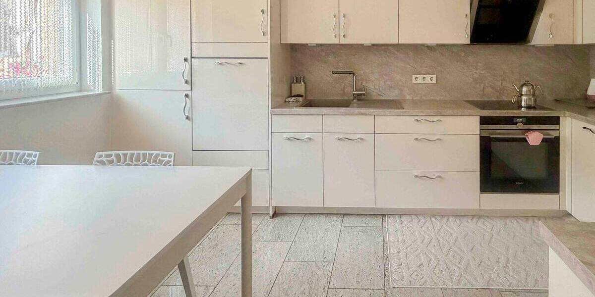 Reihenmittelhaus Köln Blumenberg - 7 Zimmer, 194 m&sup2;, 665.000&euro; | Angebot:25985981