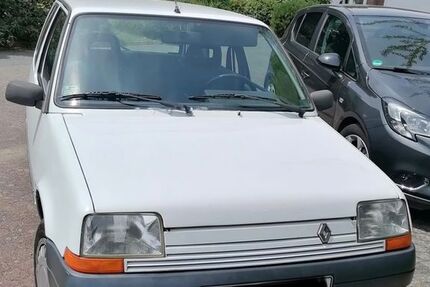 Renault R 5 112.000 km 2.740 &euro; Hückelhoven-Baal 41836