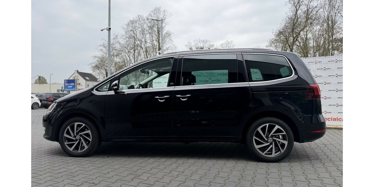 VW Sharan Sound / EL.Türe / Carplay / Kamera / DAB 113.657 km 24.590 &euro; Mönchengladbach 41066
