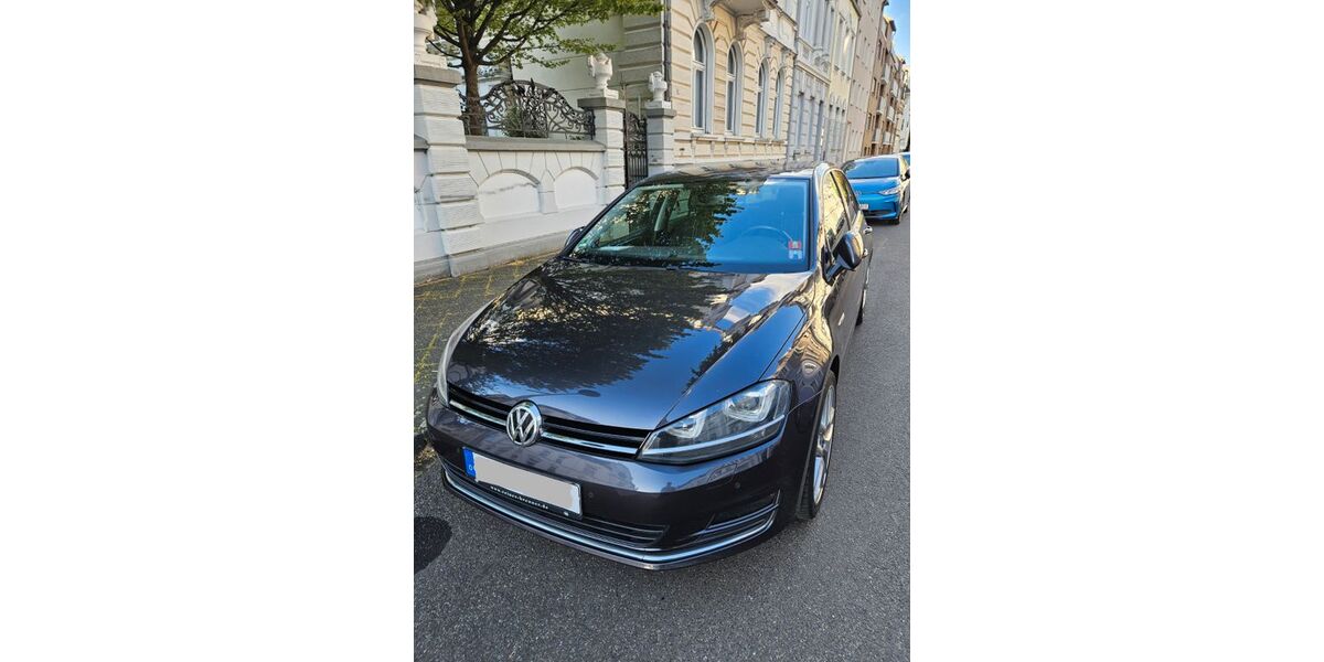 VW Golf 141.000 km 11.250 &euro; Mönchengladbach 41061