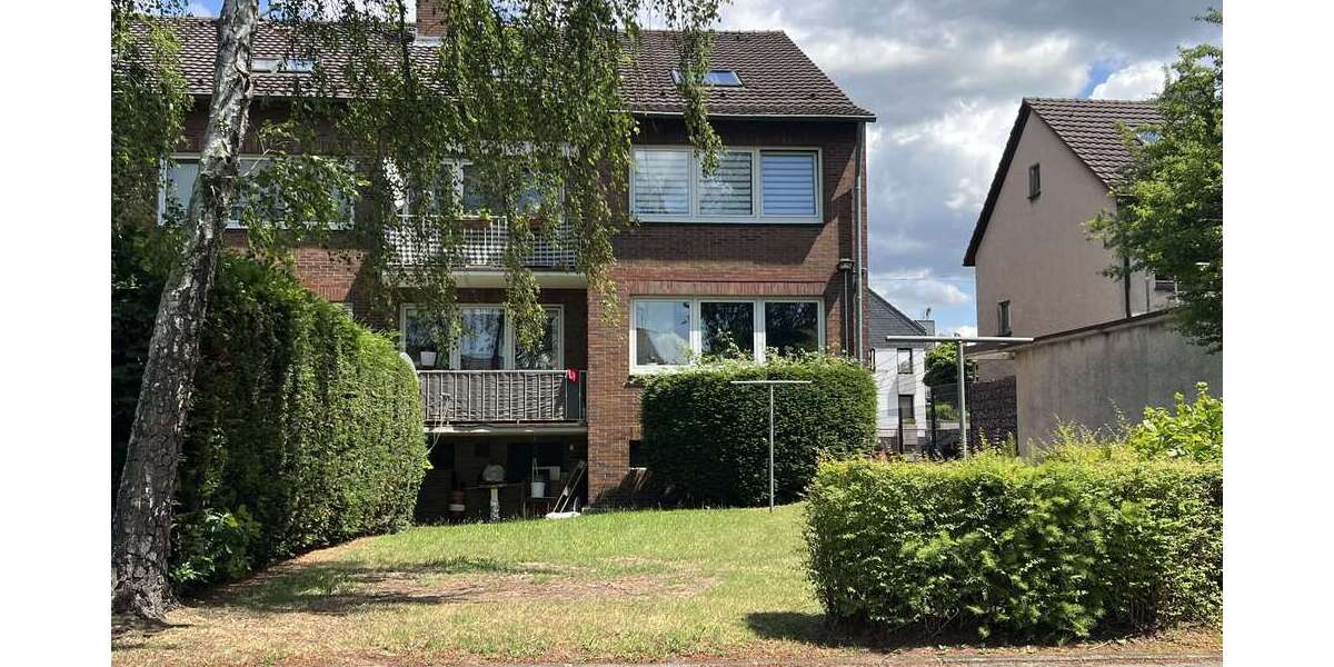 Etagenwohnung Langenfeld - 4 Zimmer, 90 m&sup2;, 1.000&euro; | Angebot:26997116
