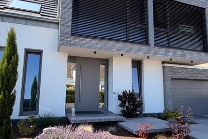 Haus Jülich - 8 Zimmer, 260 m&sup2;, 980.000&euro; | Angebot:26988876