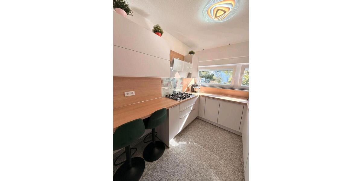 Etagenwohnung Düsseldorf Stadtbezirk 9 - 4 Zimmer, 99 m&sup2;, 420.000&euro; | Angebot:26150401