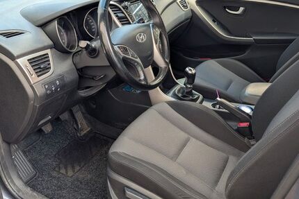 Hyundai i30 221.000 km 5.099 &euro; Krefeld 47829