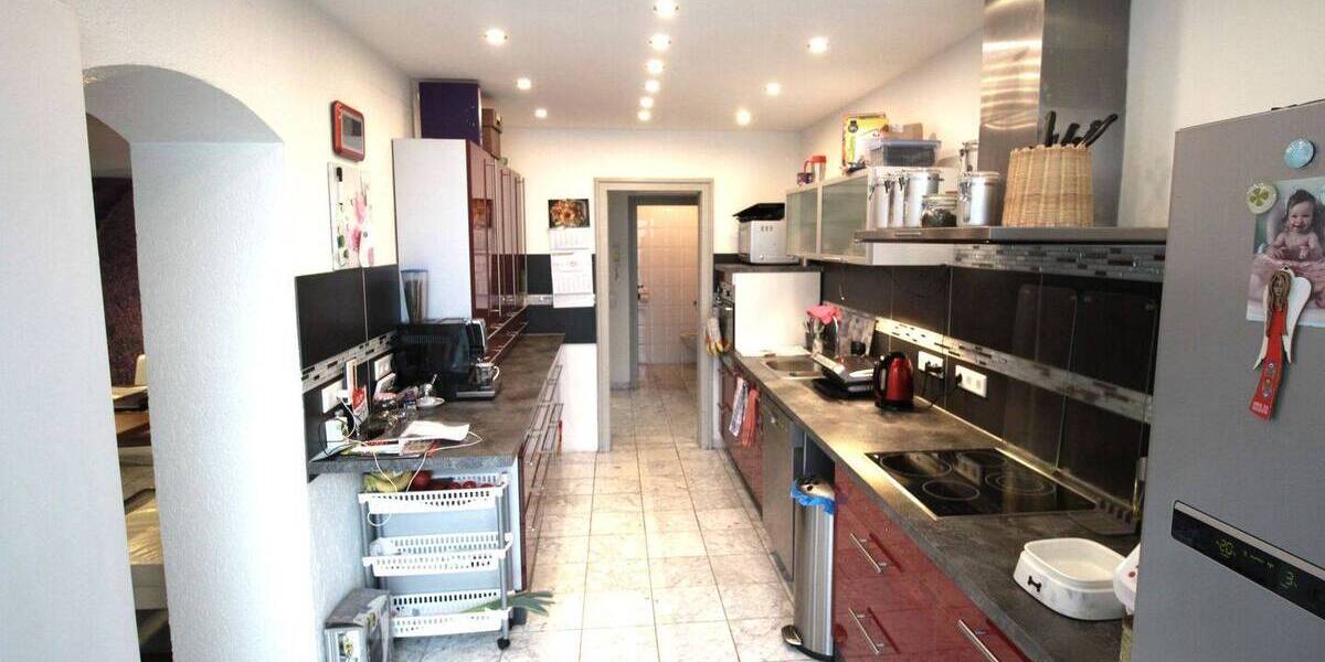 Einfamilienhaus Düsseldorf Hubbelrath - 7 Zimmer, 237 m&sup2;, 870.000&euro; | Angebot:25665188