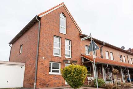 Haus Grefrath - 5 Zimmer, 126 m&sup2;, 1.300&euro; | Angebot:26147055