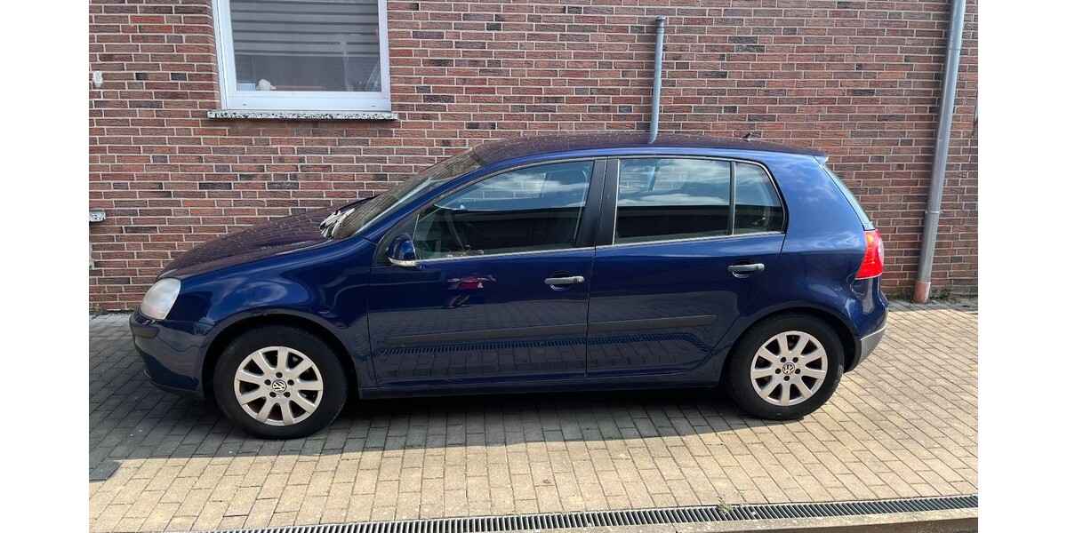 VW Golf 1.6 FSI V 184.000 km 2.200 &euro; Wassenberg 41849