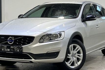 Volvo V60 203.712 km 10.499 &euro; Düsseldorf 40599