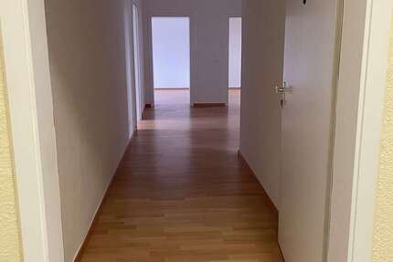 Wohnung Mönchengladbach - 3 Zimmer, 88 m&sup2;, 1.060&euro; | Angebot:25378544