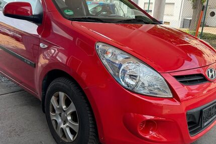 Hyundai i20 65.162 km 4.999 &euro; Mönchengladbach 41199