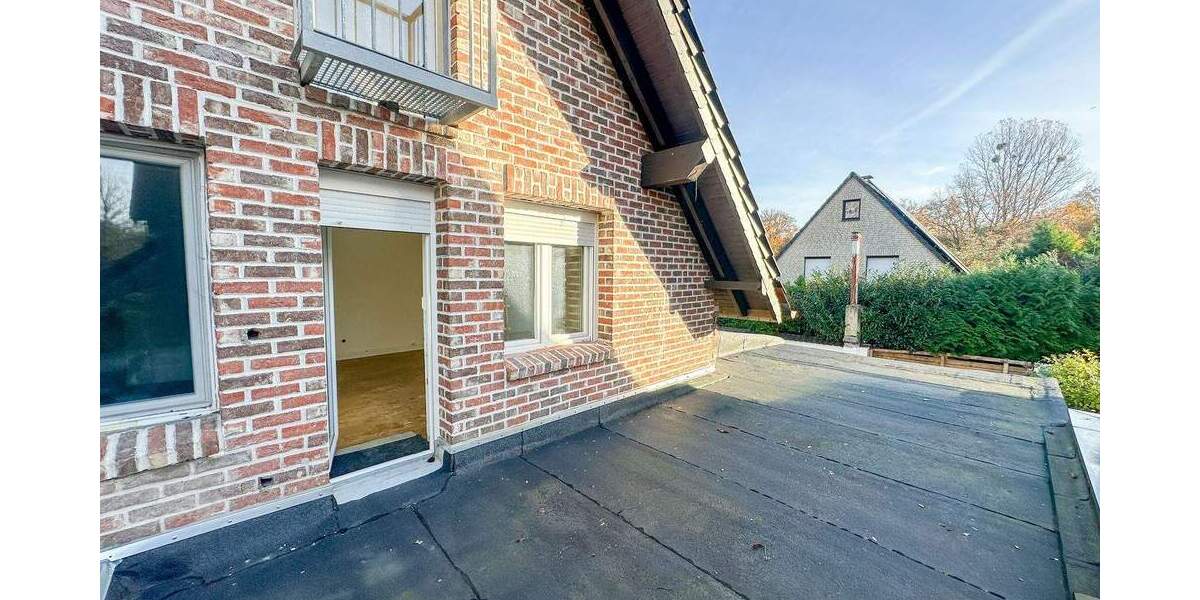 Einfamilienhaus Düsseldorf Garath - 8 Zimmer, 241 m&sup2;, 599.000&euro; | Angebot:25683480