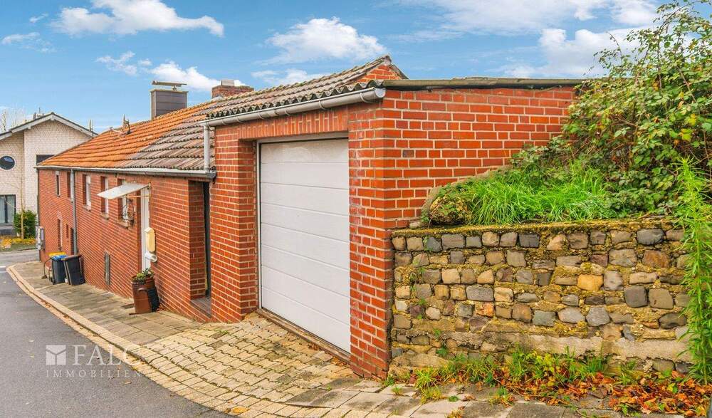 Einfamilienhaus Hückelhoven Doveren - 7 Zimmer, 211 m&sup2;, 198.000&euro; | Angebot:25735393