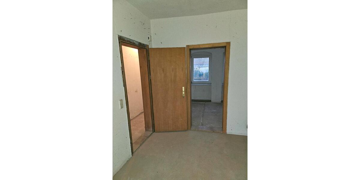 Mehrfamilienhaus, Wohnhaus Neuss Reuschenberg - 8 Zimmer, 140 m&sup2;, 149.998&euro; | Angebot:26111174